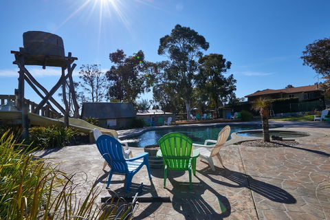 NRMA Bathurst Panorama Holiday Park - Holiday Byron Bay 3