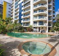 Cairns Oceanview at 181 The Esplanade 6 - Holiday Byron Bay