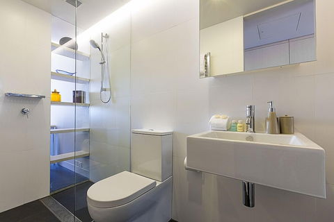 Accommodate Canberra - Nishi - Holiday Byron Bay 5