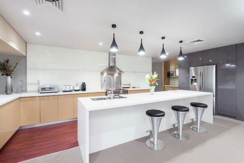 Luxury Bungalow - Holiday Byron Bay 3