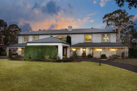 Luxury Bungalow - Holiday Byron Bay 0