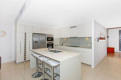 KINGSCLIFF OCEAN FRONT TERRACE 4 - Holiday Byron Bay 4