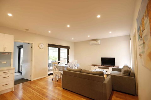 Apollo Bay Seal Apartments - Holiday Byron Bay 5