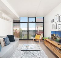 Newtown's Best Designer Apartment H395 - Holiday Byron Bay