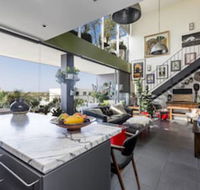 Waterloo Two Storey Garden Penthouse Apartment - Holiday Byron Bay