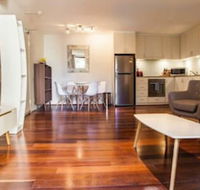 Spacious One Bedder in Potts Point - Holiday Byron Bay