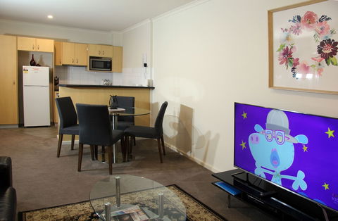 Adelaide City Apartment - 3BR, 2Bath & Carpark - Holiday Byron Bay 5