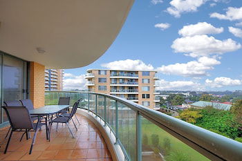 810 At The Plaza - Holiday Byron Bay 0