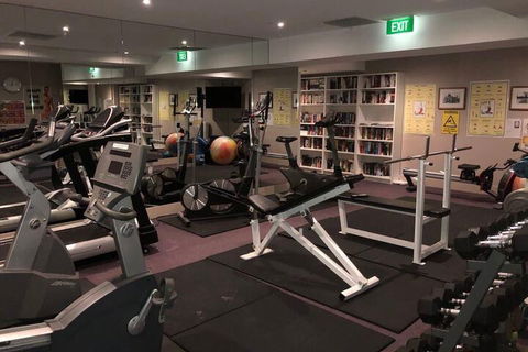 Apt Walking Distance To MCG & Epworth Hospital - Holiday Byron Bay 4