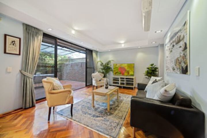 World Square NSW Holiday Byron Bay