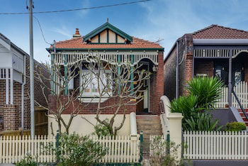 Stunning Inner City House Close To Fish Market - Holiday Byron Bay 0