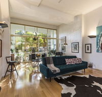 Warehouse in Woolloomooloo - Holiday Byron Bay