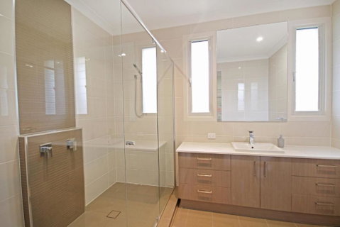 59 Banksia Avenue Coolum Beach Pet Friendly Linen Included 500 BOND - Holiday Byron Bay 4