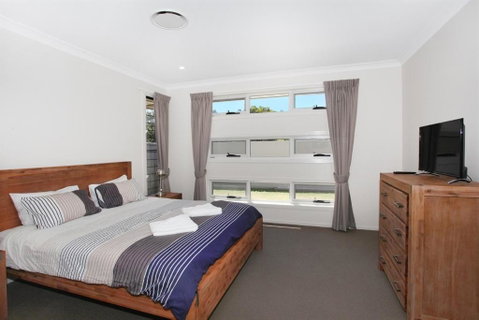 59 Banksia Avenue Coolum Beach Pet Friendly Linen Included 500 BOND - Holiday Byron Bay 6
