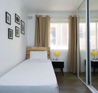 Manly Beachfront Apartment - Holiday Byron Bay