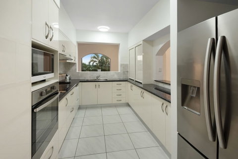 Bella Azure Ocean-view Apartment With Golf Buggy - Holiday Byron Bay 2