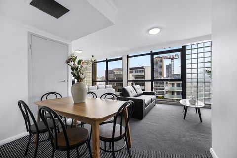 Stylish & Spacious Apt With Double Living Room - Holiday Byron Bay 5