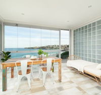 Waterfront Garden Apartment - Holiday Byron Bay