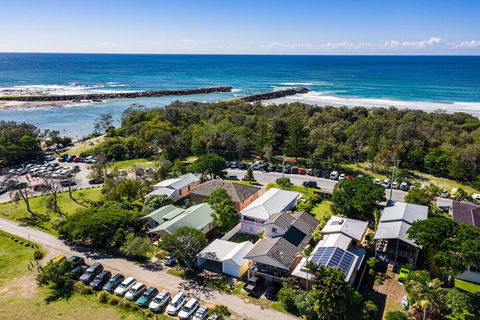 A PERFECT STAY Sunset Beach Riverside - Holiday Byron Bay 1