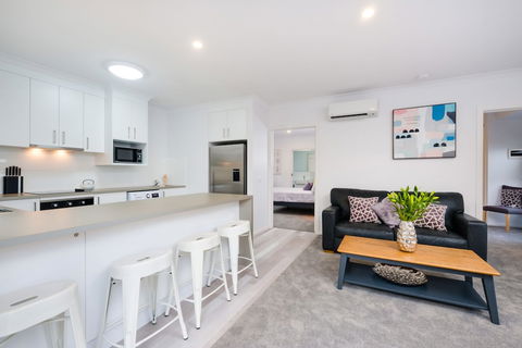 Albury Yalandra Apartment 2 - Holiday Byron Bay 5