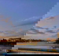 Waterfront on Manly Harbour - Holiday Byron Bay