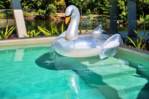 Alkira Award Winning Luxury Holiday Home - Holiday Byron Bay 5