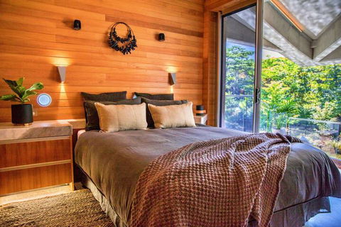 Alkira Award Winning Luxury Holiday Home - Holiday Byron Bay 7