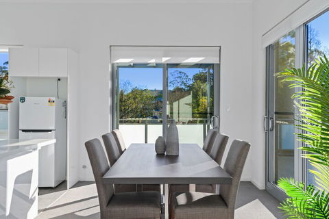 HomeHotel New & Spacious 3 Bedroom Penthouse - Holiday Byron Bay 4