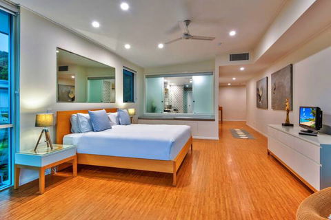 Pavillions Penthouse 25 Hamilton Island - Holiday Byron Bay 6