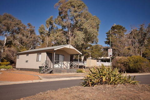 Eaglehawk Holiday Park Canberra - Holiday Byron Bay 3