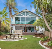 White Wash on She Oak - Holiday Byron Bay
