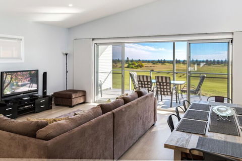 Time Away 50 Turnberry Drive - Holiday Byron Bay 6