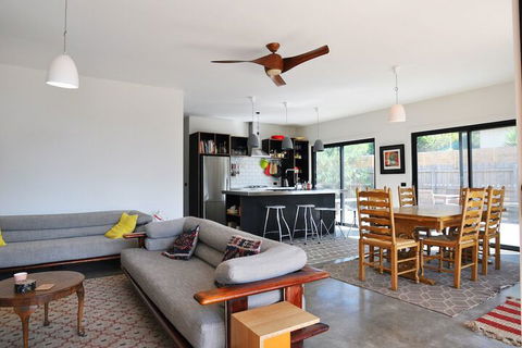 Armstrongs Close TO Beach - Holiday Byron Bay 3