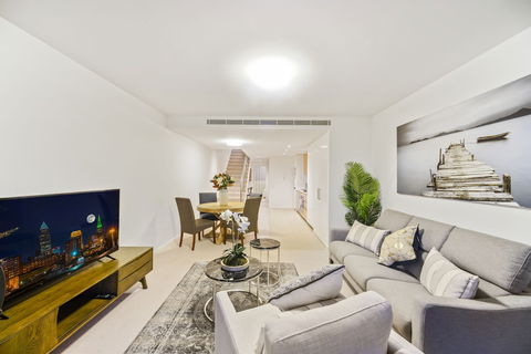 HomeHotel Luxurious Next To Shopping - Holiday Byron Bay 1