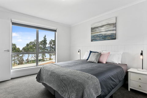 Chill Tasmania - Holiday Byron Bay 4