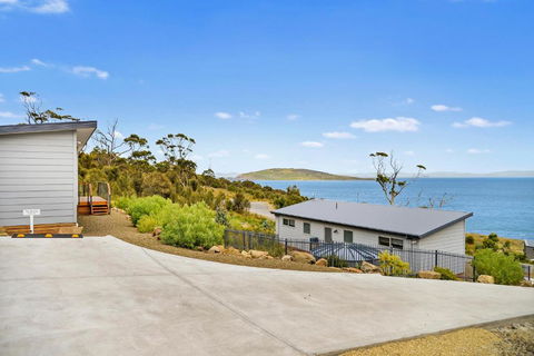 Chill Tasmania - Holiday Byron Bay 5