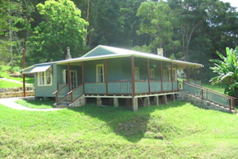 Singletons Retreat - Holiday Byron Bay 1