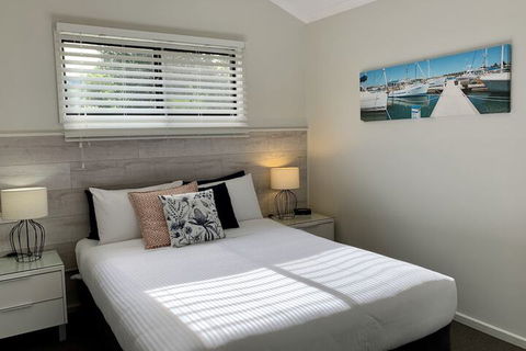 Apollo Bay Waterfront Motor Inn - Holiday Byron Bay 3