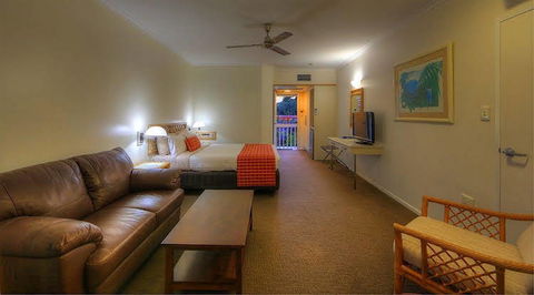 Mackays Motel Mission Beach - Holiday Byron Bay 0