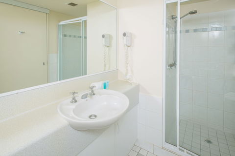 Miami Beachside Holiday Apartments - Holiday Byron Bay 5
