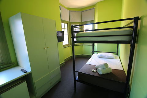 Sydney Central Inn - Hostel - Holiday Byron Bay 6
