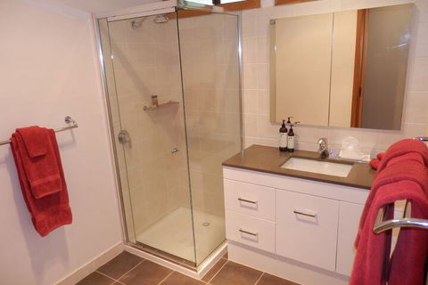 Mast Gully Gardens Bed & Breakfast - Holiday Byron Bay 2