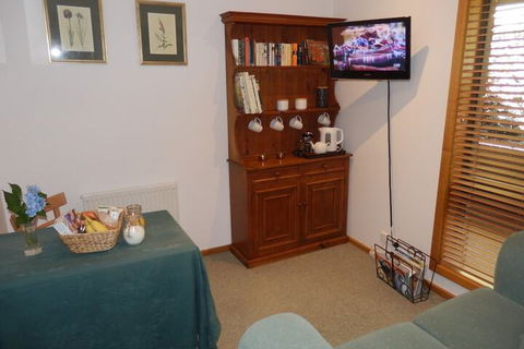 Mast Gully Gardens Bed & Breakfast - Holiday Byron Bay 3
