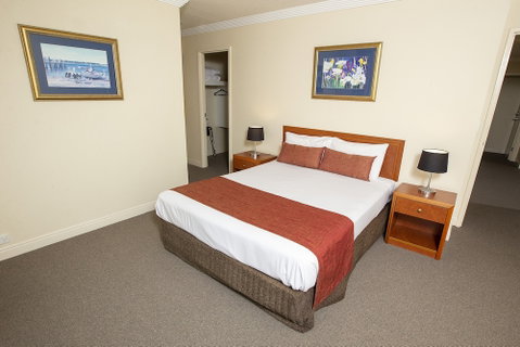 Springwood Tower Apartment Hotel - Holiday Byron Bay 5