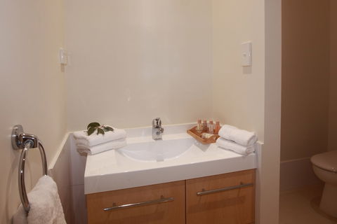 H Boutique Hotel - Holiday Byron Bay 4