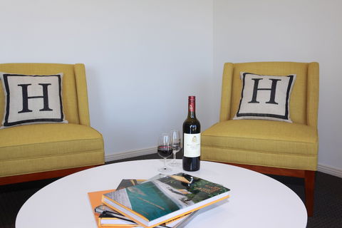 H Boutique Hotel - Holiday Byron Bay 2