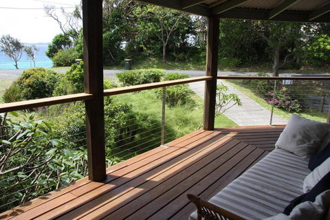 FAR SHORE - Holiday Byron Bay 3