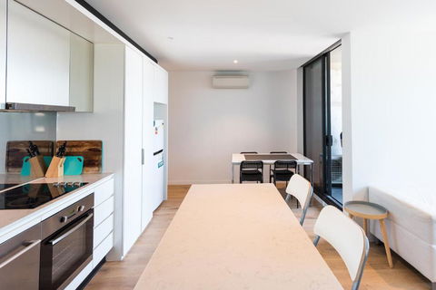 Gorgeous CBD Apartment With Bay View! - Holiday Byron Bay 6