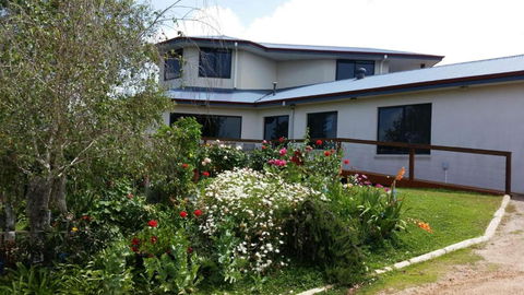 A Tranquil Retreat - Holiday Byron Bay 1