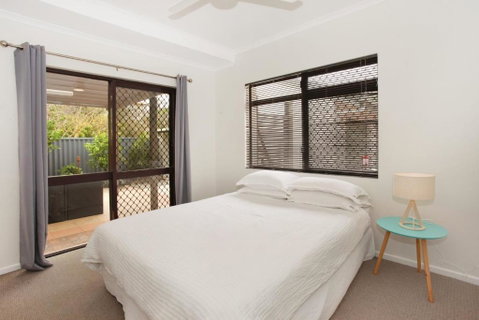 6 Petrie Ave Marcoola Pet Friendly Linen Supplied - Holiday Byron Bay 3